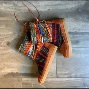 Toms Nepal Boot in Cognac Suede